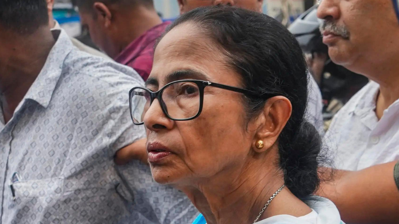 Bengal cops start probe into TMC's bank accounts
