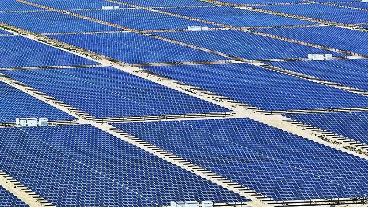 Grid bottlenecks hamper green energy expansion