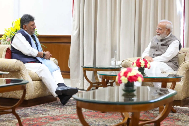 Historic 100% attendance at Niti meet, DKS breaks Karnataka boycott