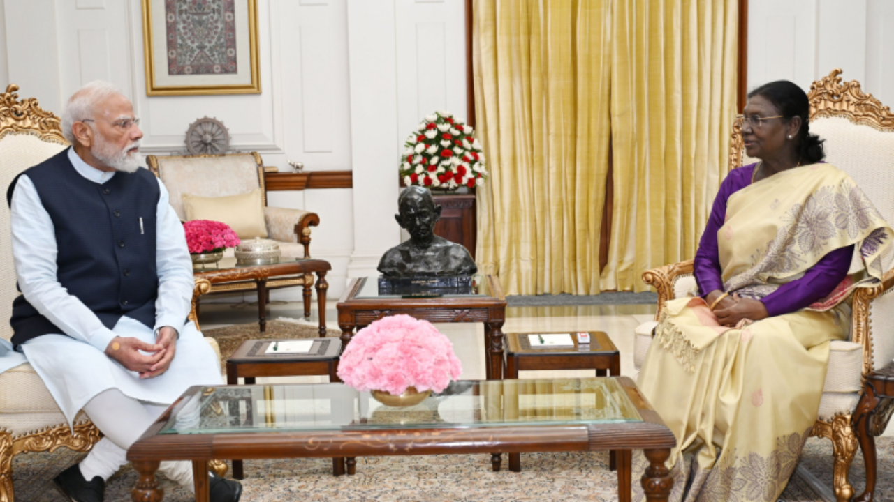 PM Modi calls on President Droupadi Murmu amid Cabinet reshuffle buzz