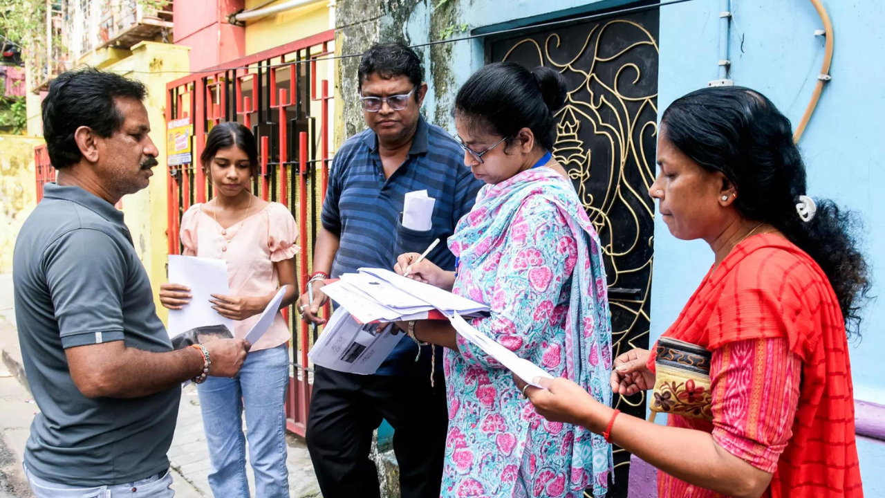 SIR begins in Delhi, Maharashtra, Karnataka and more: What if your house is locked? Key FAQs answered