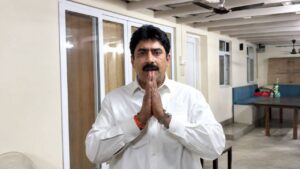'Situation escalated': Hours after threatening journalists, Shiv Sena MP Sanjay Dina Patil apologises