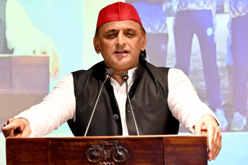 ‘SP is fully prepared’: Akhilesh hits back at Rajbhar, says BJP has history of engineering splits