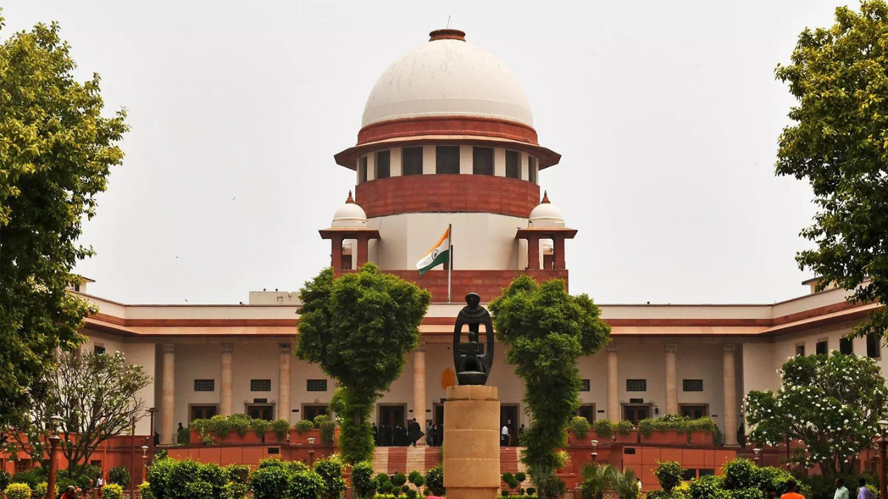 'You are nobody': SC rebukes 'so-called RTI activist', refuses anticipatory bail