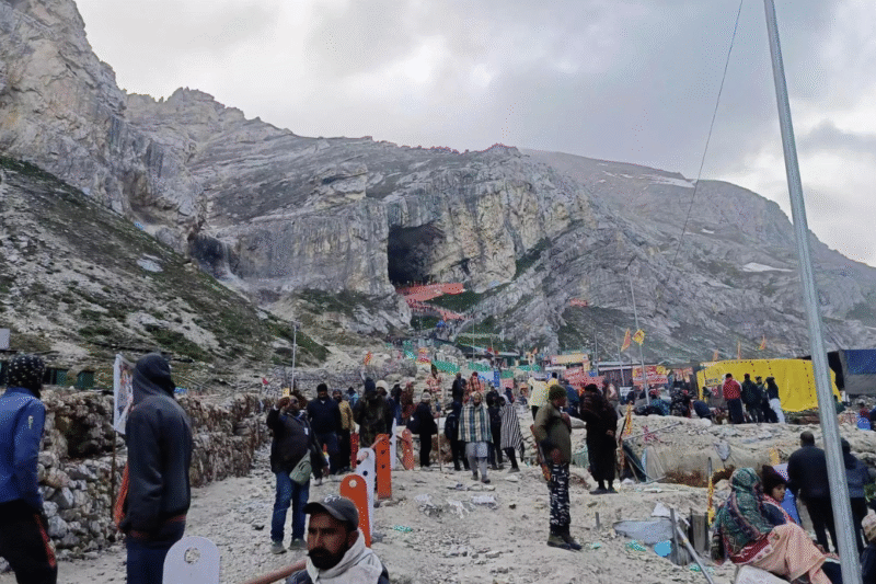 12k pilgrims visit Amarnath; 3rd batch of 4.8k leave for ice Shivling darshan