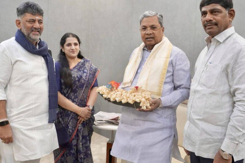 DK Shivakumar meets Siddaramaiah as he completes one month as Karnataka CM