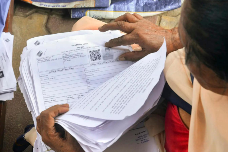 EC sanctions one-time honorarium of Rs 6,000 for BLOs and supervisors involved in SIR process
