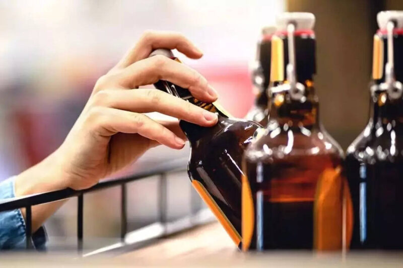 FSSAI pulls up alcohol makers over misleading ‘aged’ claims, flavour violations