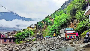 Heavy rain triggers landslide near Kwar power project site, blocks Doda-Kishtwar highway
