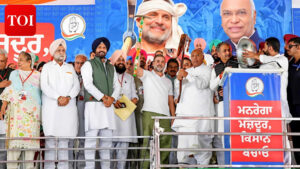 New state, old script: Infighting returns to haunt Congress's Punjab poll plan
