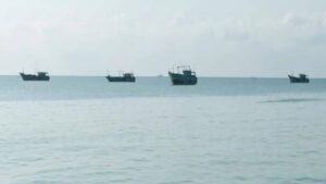 Seven fishermen missing as their boat failed to return harbour, search under way