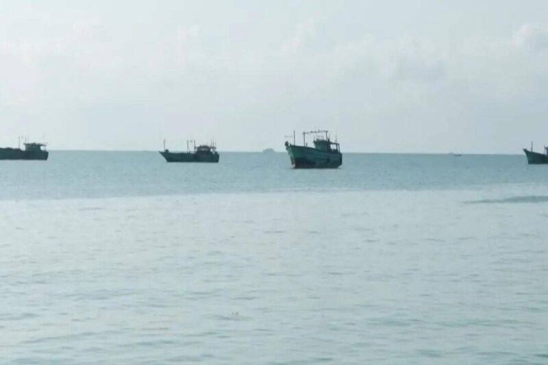 Seven fishermen missing as their boat failed to return harbour, search under way